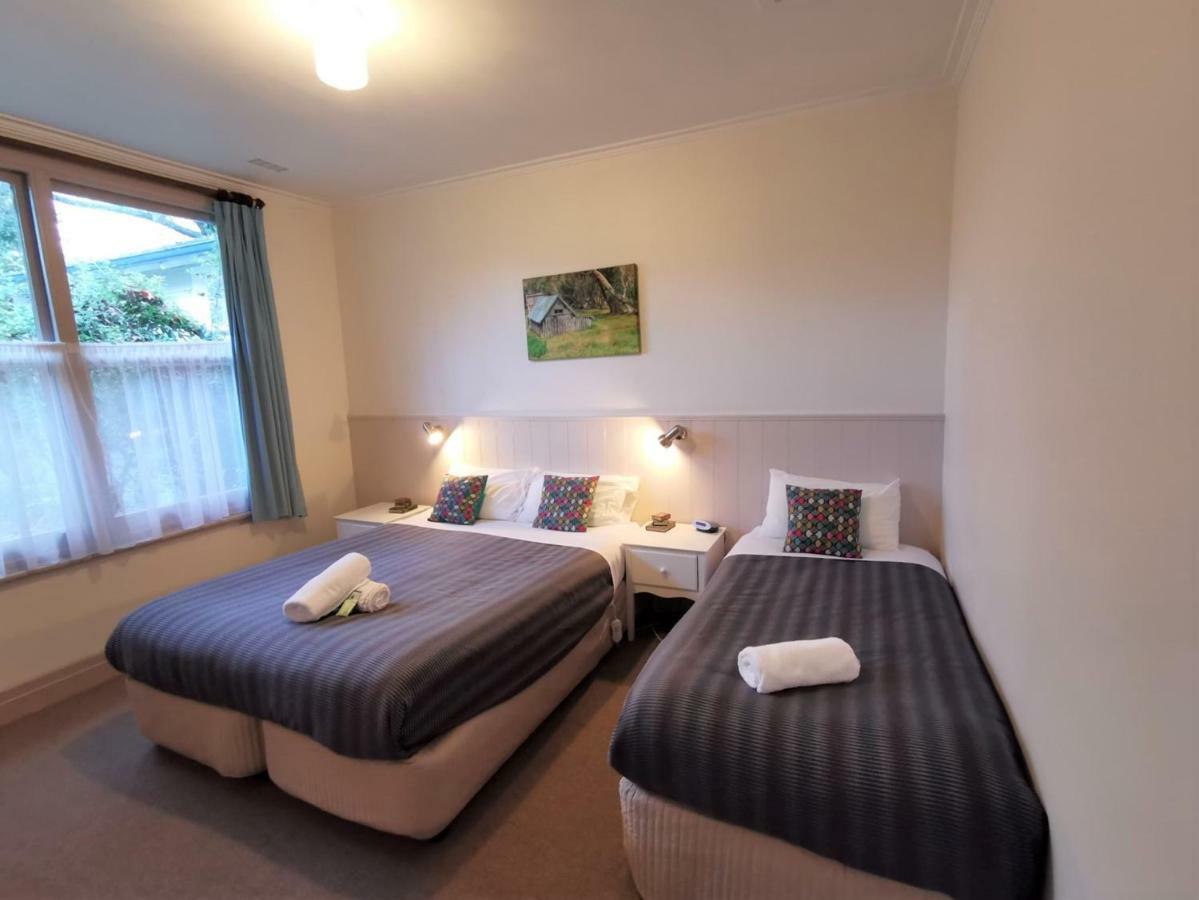 Elm Lodge Bright Luaran gambar