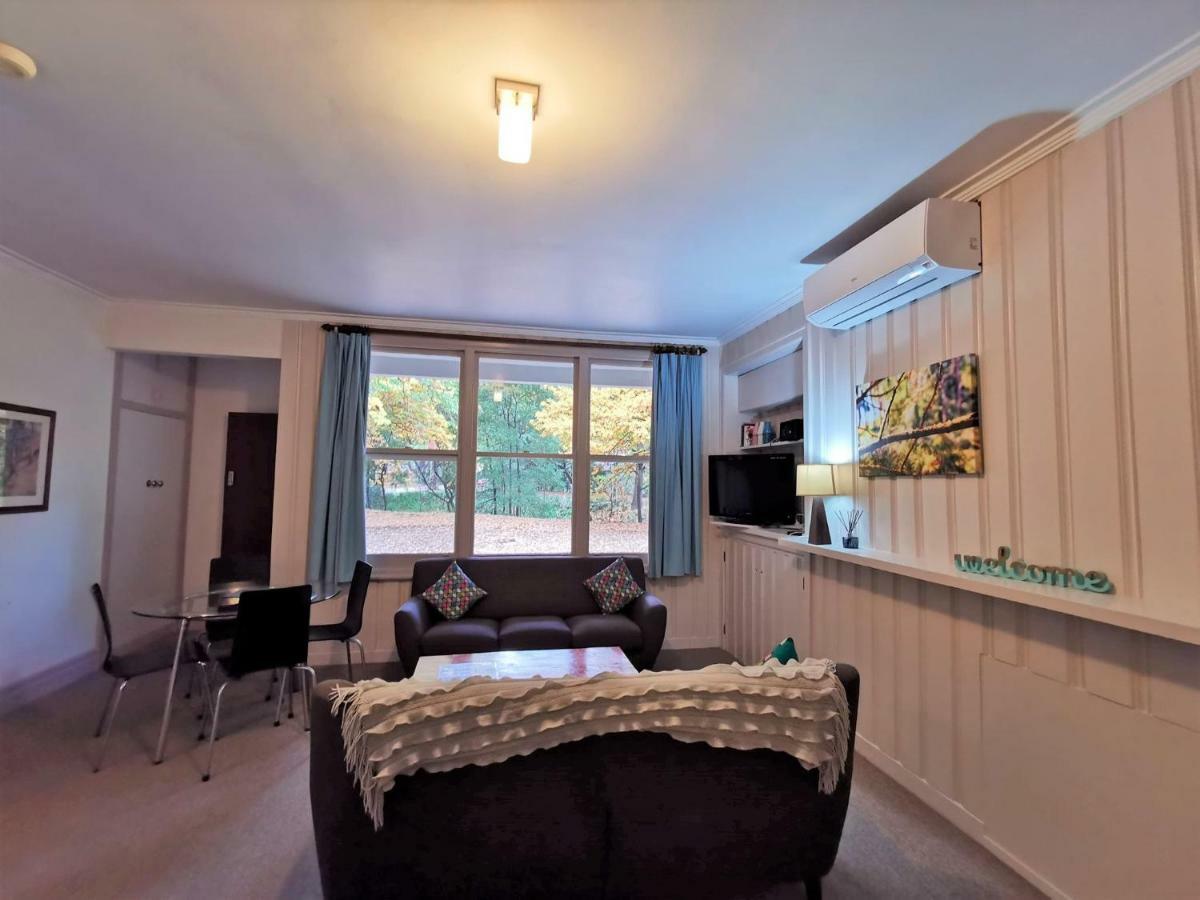 Elm Lodge Bright Luaran gambar
